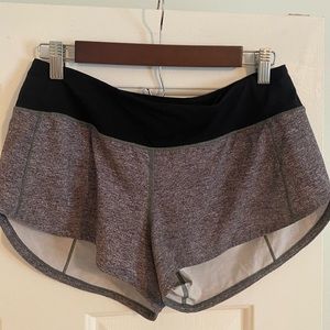 Lulu Lemon Speed Up Lined Short 2.5" (Grey w/ black band)